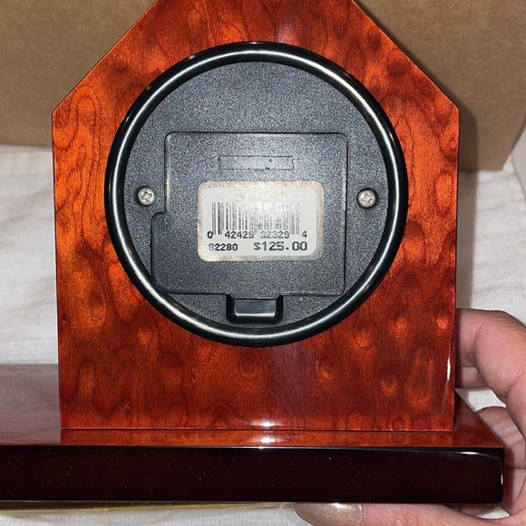 Bulova Clock and Pen Set - Picture 6 of 9